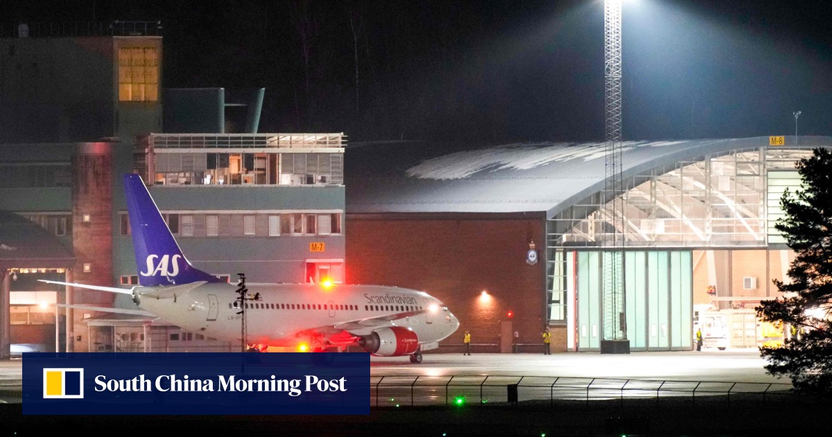 挪威国王哈拉尔出院后从马来西亚回国 挪威国王哈拉尔出院后从马来西亚回国