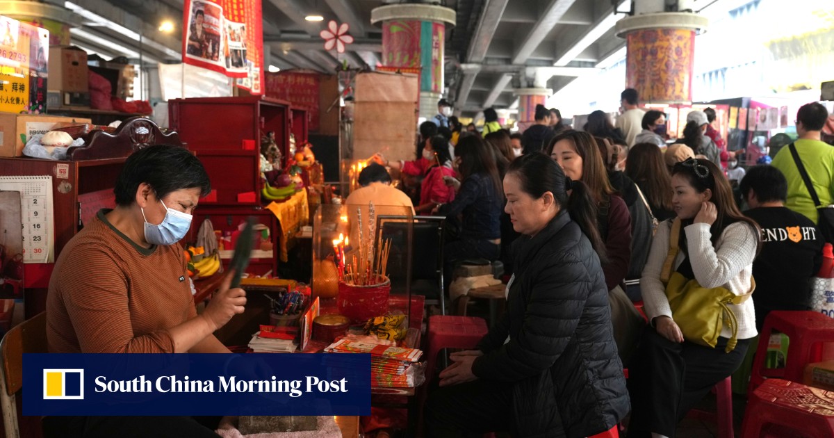 If the shoe hits: Hongkongers, tourists strike back at ‘villains’ with ritual to ward off bad luck, but officials no longer targeted