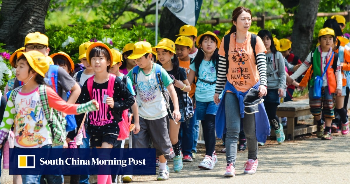 当局が教師の労働時間を削減できなければ、日本の学校は「重大な危機」に直面すると労働組合が警告