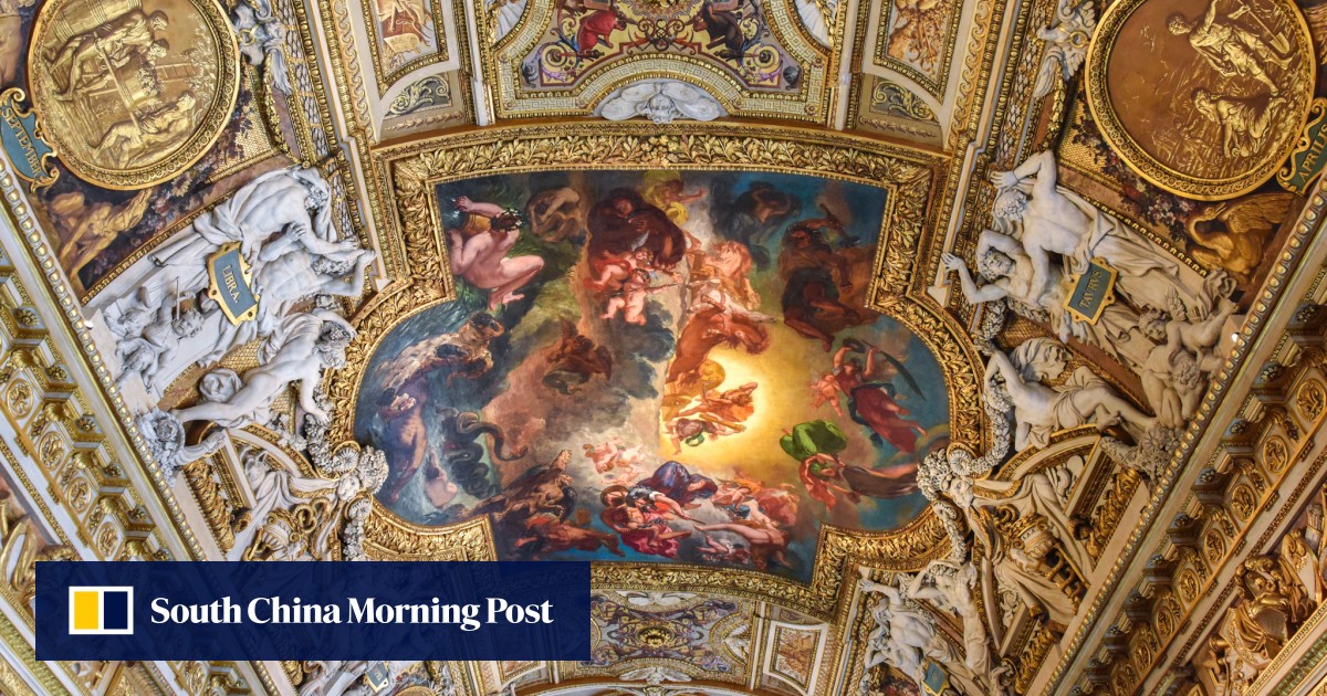 令人眼花缭乱的天花板艺术：从卢浮宫到印度海德拉巴的 Charminar 的 10 个最佳例子