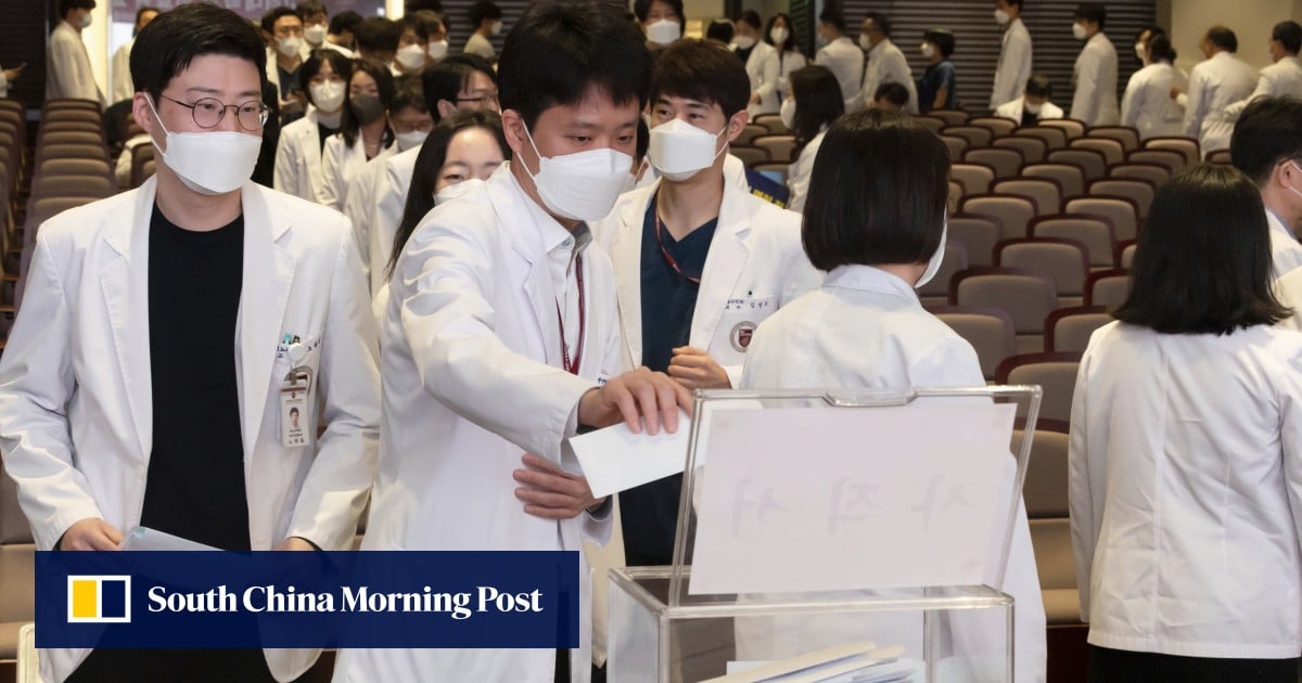 South Korean doctor dies, reportedly from overwork, as strike piles more pressure on healthcare system South Korean doctor dies, reportedly from overwork, as strike piles more pressure on healthcare system