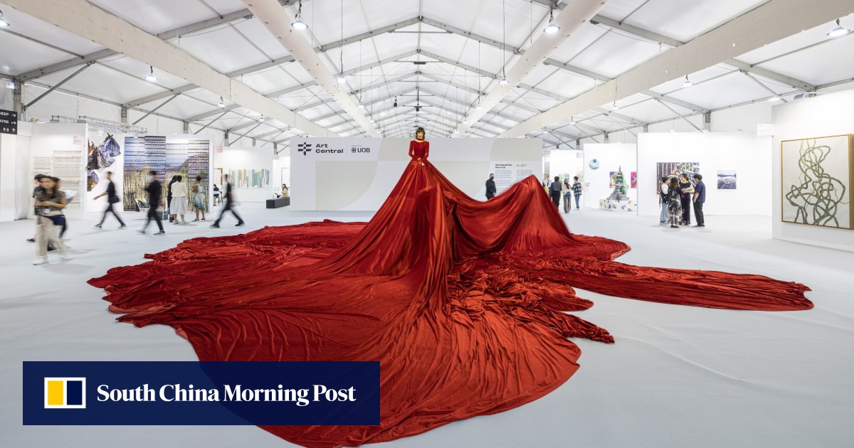 Art Central, satellite fair of Art Basel Hong Kong, plays up performance art and draws a crowd