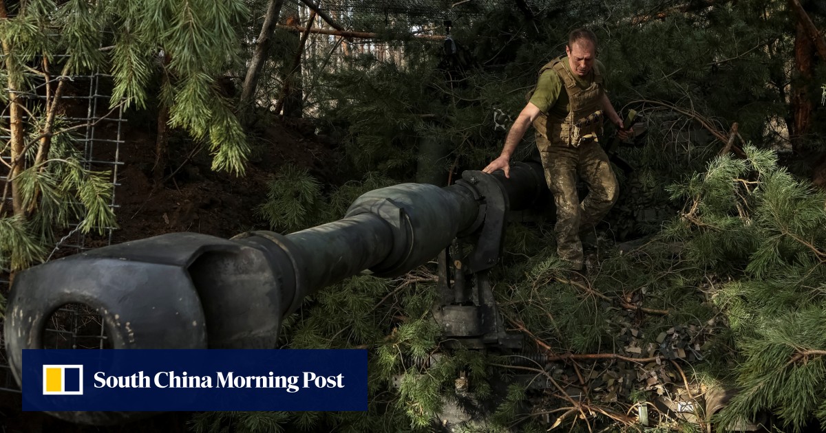 Ukraine lowers army draft age to 25 to generate more fighting power