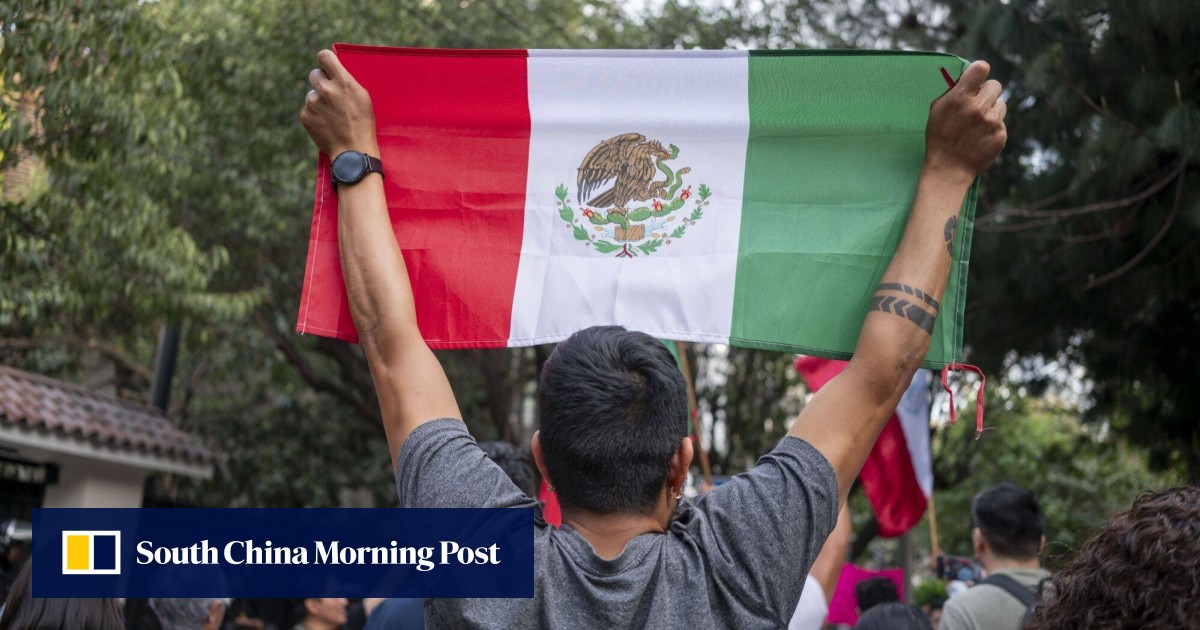 International leaders condemn Ecuador after police raid on Mexican embassy in Quito