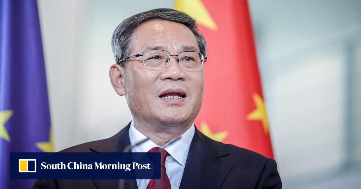 中国总理李克强在预期第一季度数据公布前召集经济专家