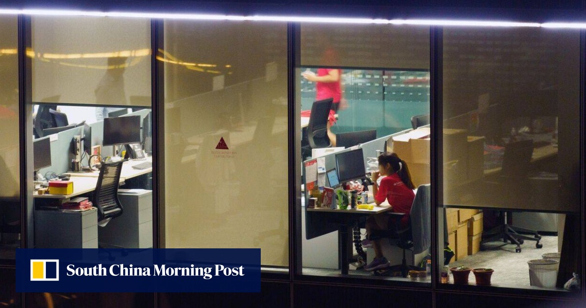 Singapore gives workers right to request 4-day weeks, more work from home under new flexitime guideline