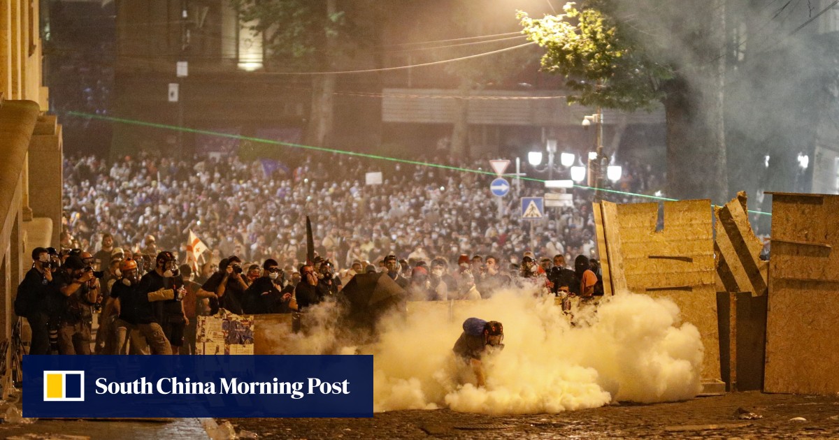 Mass protests in Georgia at proposed ‘Russian law’ targeting media