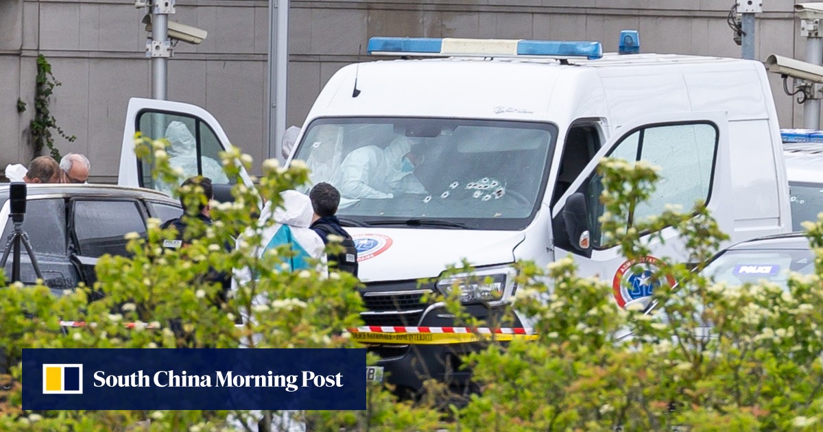 Gunmen ambush French prison van to free drug dealer, kill 2 guards