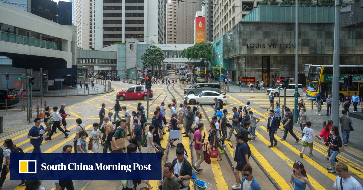 Hong Kong MPF: investors who switched to US stocks miss out on rally as fund rakes in HK,000 per member in best performance since 2017