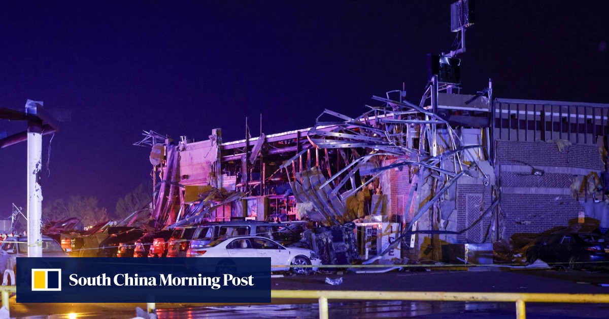 Multiple deaths reported in Texas, Oklahoma and Arkansas after powerful storms roar across region