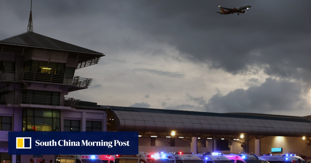 34 Singapore Airlines passengers still in hospital 1 week after deadly turbulence