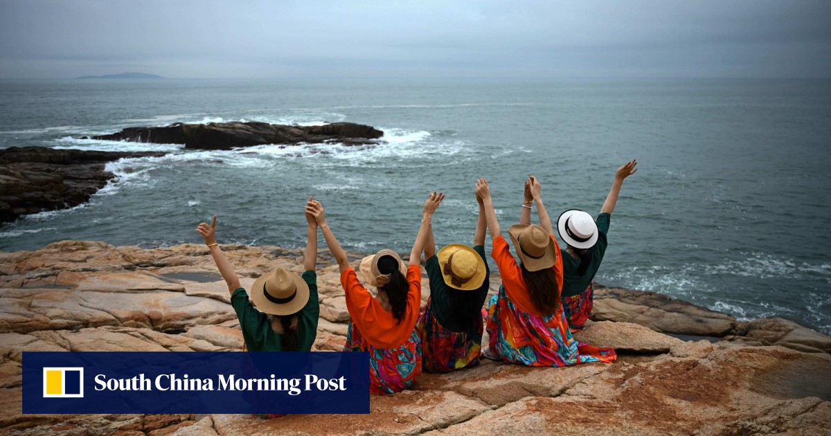 Southeast Asian tourists flock to China after visa rules ease