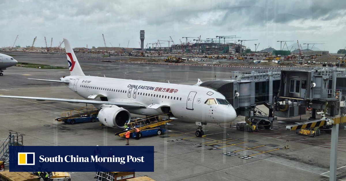 Shanghai-bound internship students leave Hong Kong on mainland ...