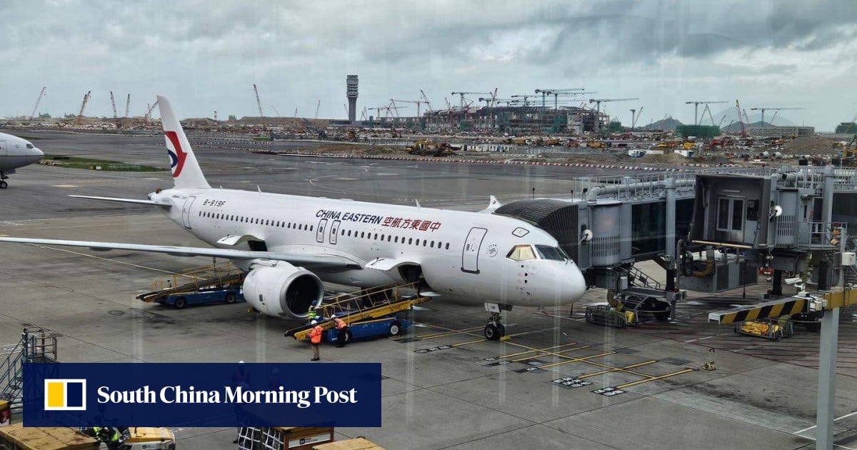 Shanghai-bound internship students leave Hong Kong on mainland ...