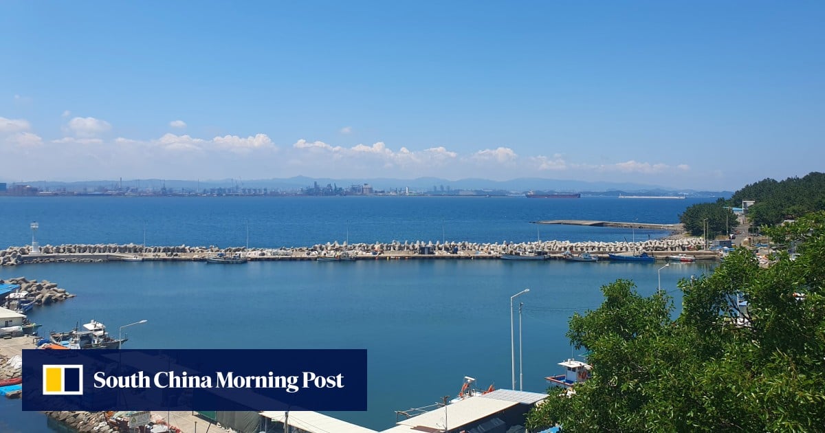 한국은 동해안에서 거대한 석유 및 가스 전망을 탐색하고 있지만 축하하기에는 너무 이르습니까? 한국은 동해안에서 거대한 석유 및 가스 전망을 탐색하고 있지만 축하하기에는 너무 이르습니까?