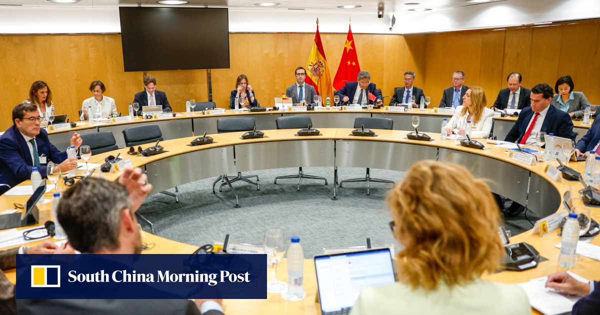 En la disputa comercial sobre coches eléctricos con la UE, China pide a España que ayude a aliviar la «preocupación»