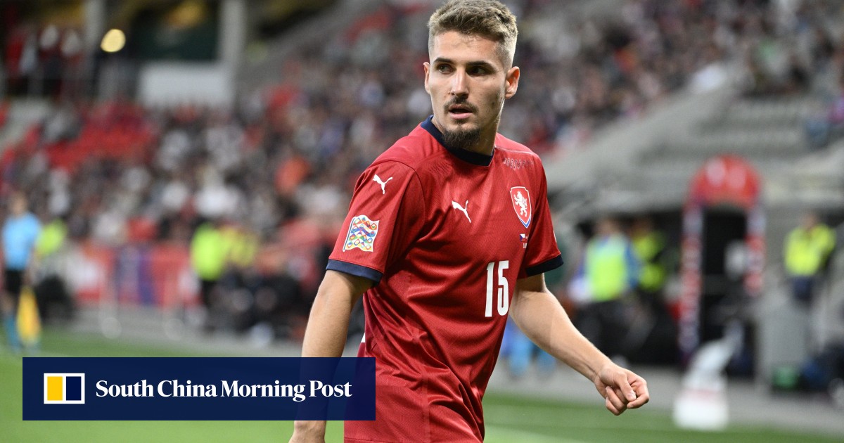 Euro 2024: Český hráč vynechá turnaj poté, co při podivném zranění spadl z kola