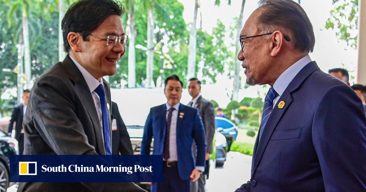 新加坡的黄之锋和马来西亚的安瓦尔表示，两国关系可以成为东盟典范