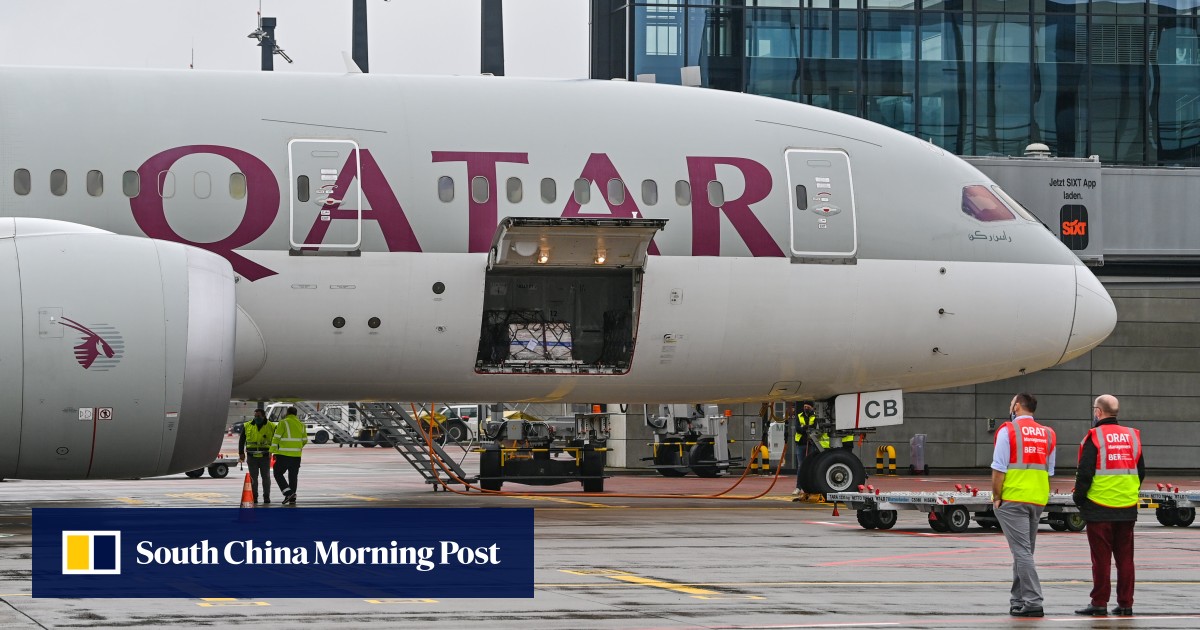 Qatar Airways passengers ‘pass out’ on runway in Athens heat after cooling fails