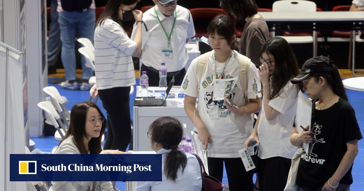 One-third of Hong Kong firms expect to hire more staff but economic pressures make bosses cautious