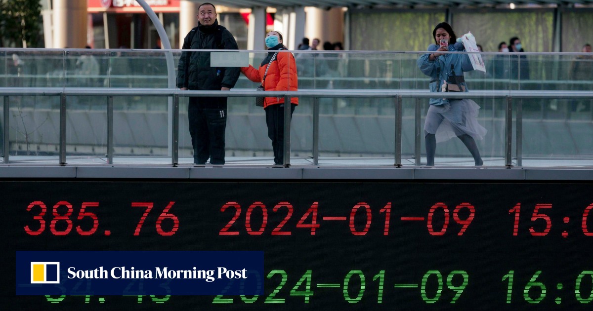 Shenzhen exchange loses out to Shanghai bourse as small-cap delisting risks unnerve investors