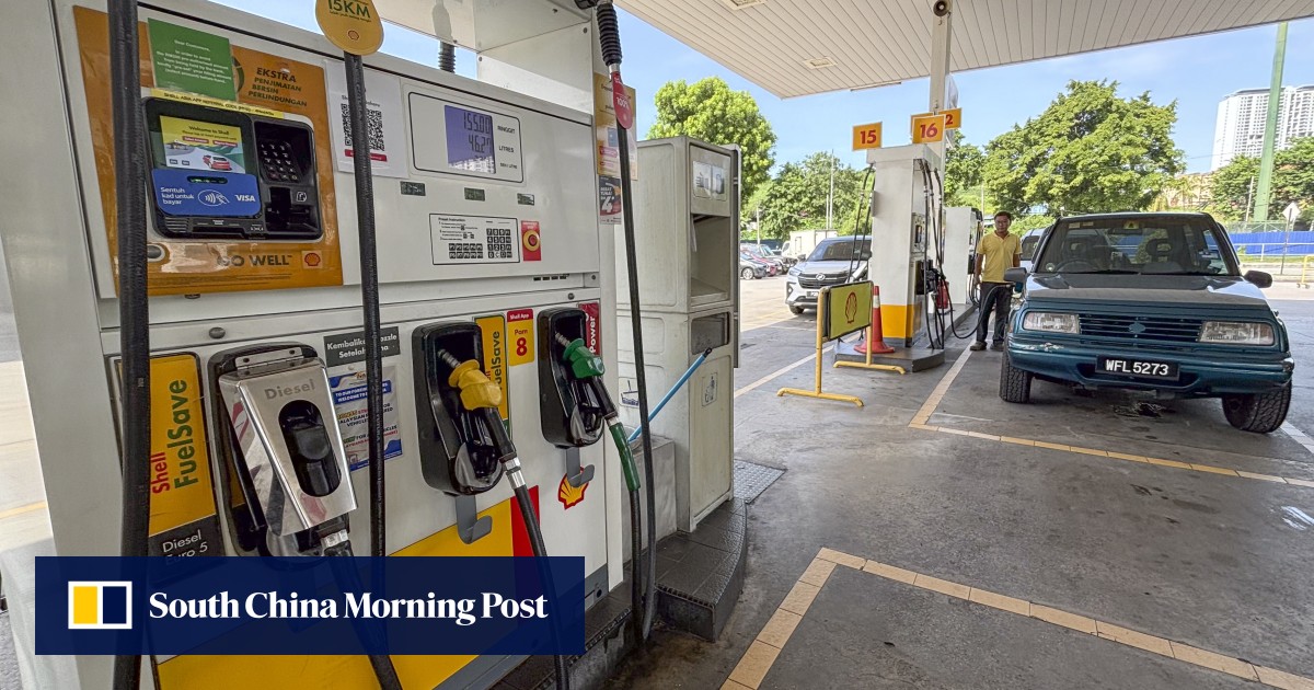 Singapore tour agencies milked Malaysia’s diesel subsidies for decades, Anwar says