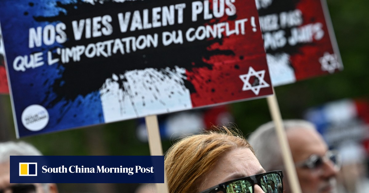2 French boys accused of raping Jewish girl, 12, in antisemitic attack