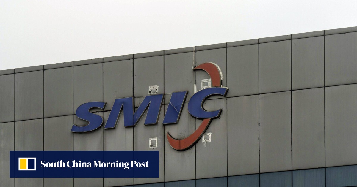 Hong Kong stocks flat, investor sentiment supported by policy expectations