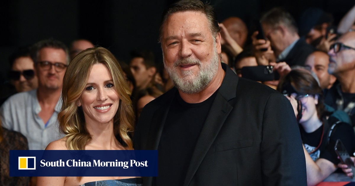 Read more about the article Meet Russell Crowe’s much younger American fiancée Britney Theriot, whom he met on set