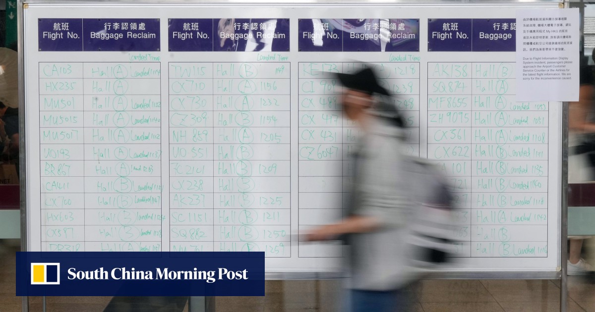 Passengers confused and angry over Hong Kong airport flight information glitch