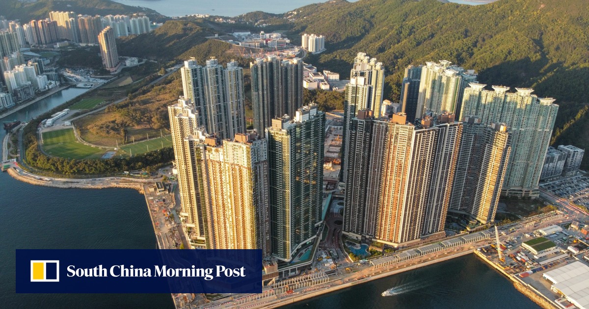 Read more about the article Hong Kong woman arrested in attempted murder and suicide after husband fatally injured in apartment