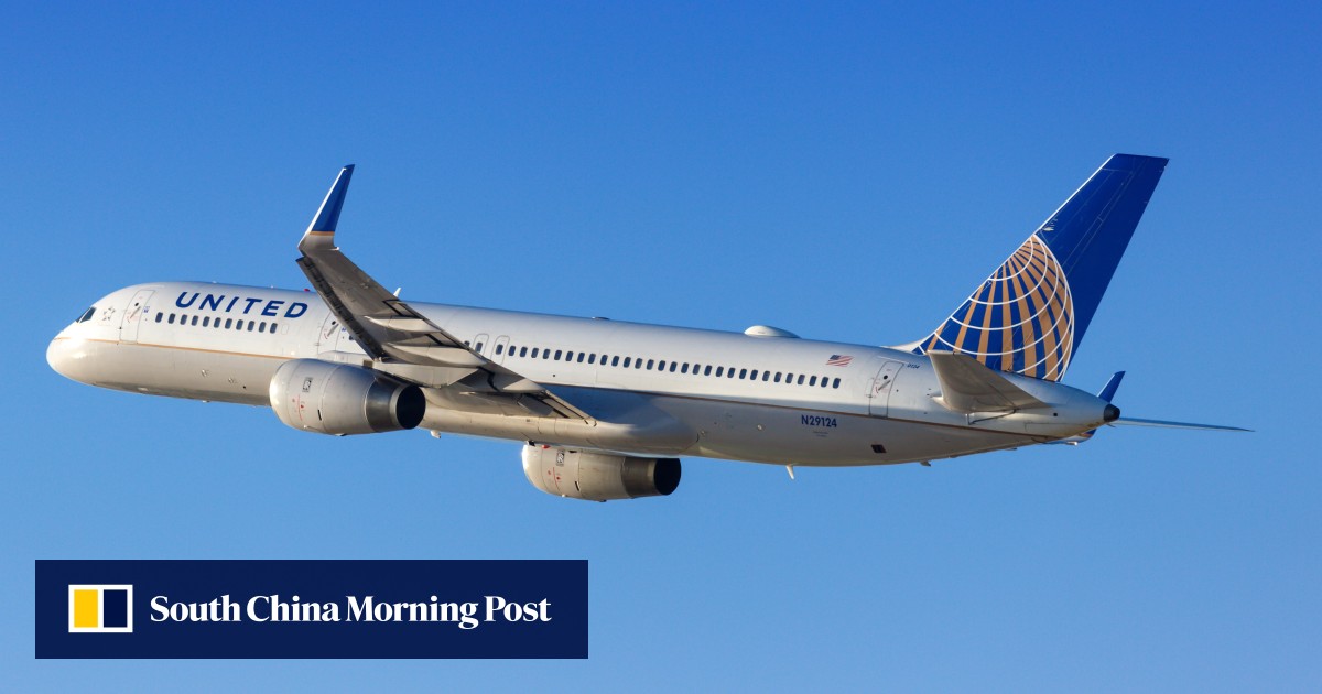 Wheel falls from United Airlines Boeing plane during take-off in Los Angeles