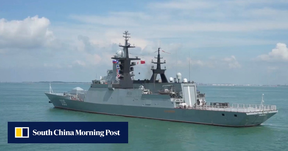 Китайско-российские морские учения начнутся после того, как флотилия пройдет мимо Японии, Южной Кореи и Филиппин.