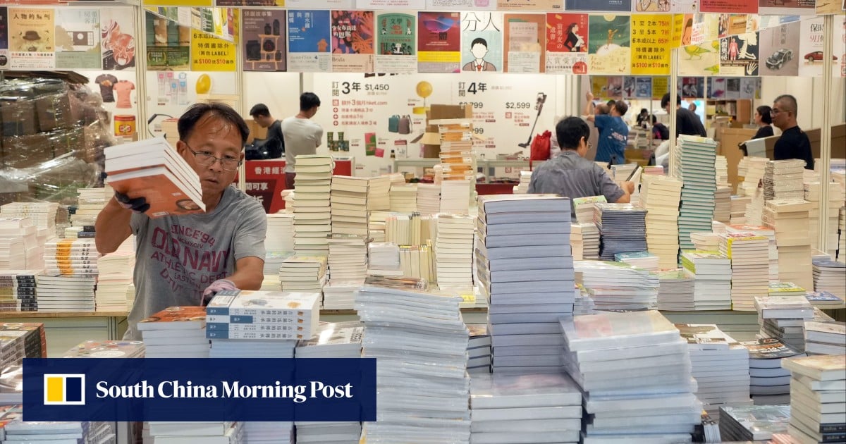 According to the organizers, visitors from mainland China are ensuring that the Hong Kong Book Fair becomes a bestseller