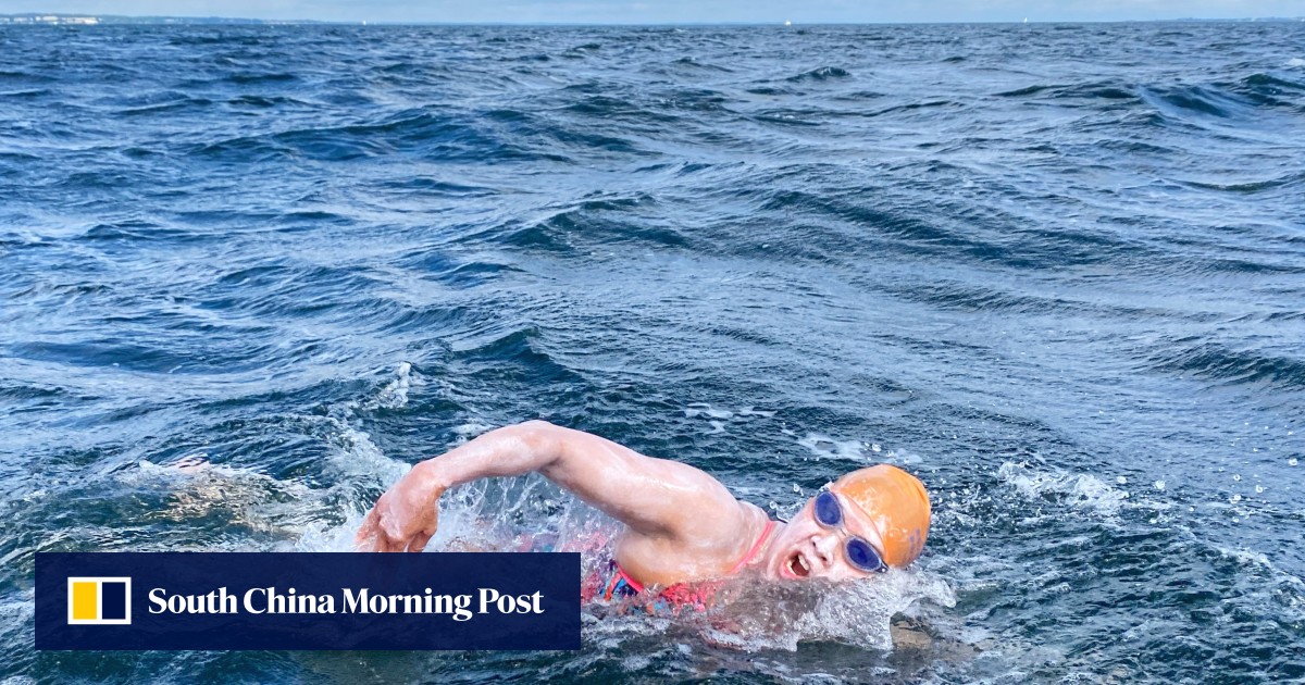 Hong Kong swimmer breaks record for 20km Denmark-Sweden strait