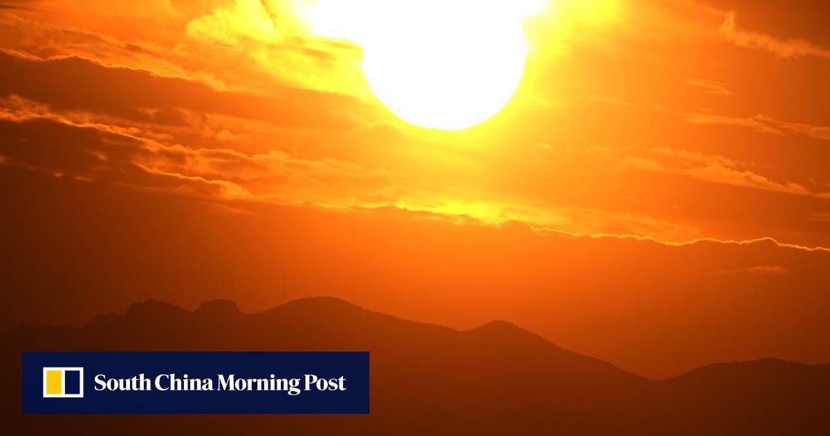 World breaks record for hottest day ever for second day in a row