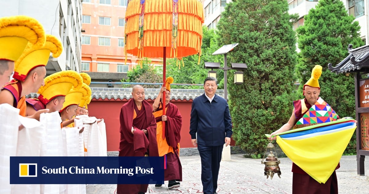 China’s ethnic policy chief says minority artists must focus on common national identity