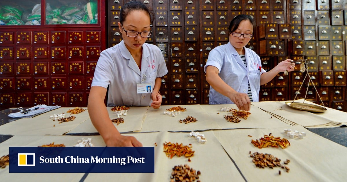 China’s investors, sick of ailing returns, see traditional Chinese medicine as a cure China’s investors, sick of ailing returns, see traditional Chinese medicine as a cure