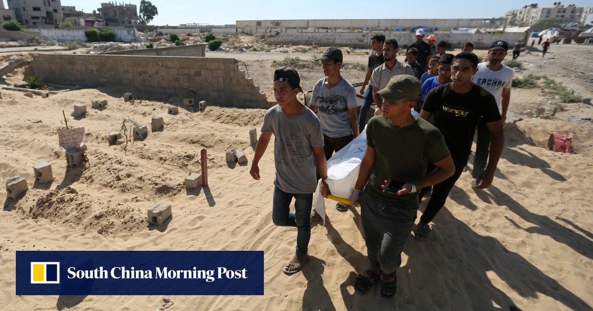 ‘Grim milestone’: Gaza ceasefire talks enter second day as deaths top 40,000