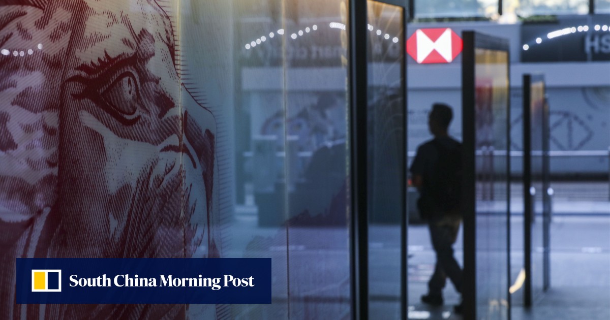 HSBC CEO Plans Management Restructuring