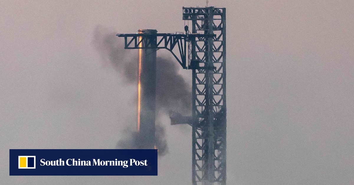 SpaceX ‘chopsticks’ catch Starship megarocket booster after test flight