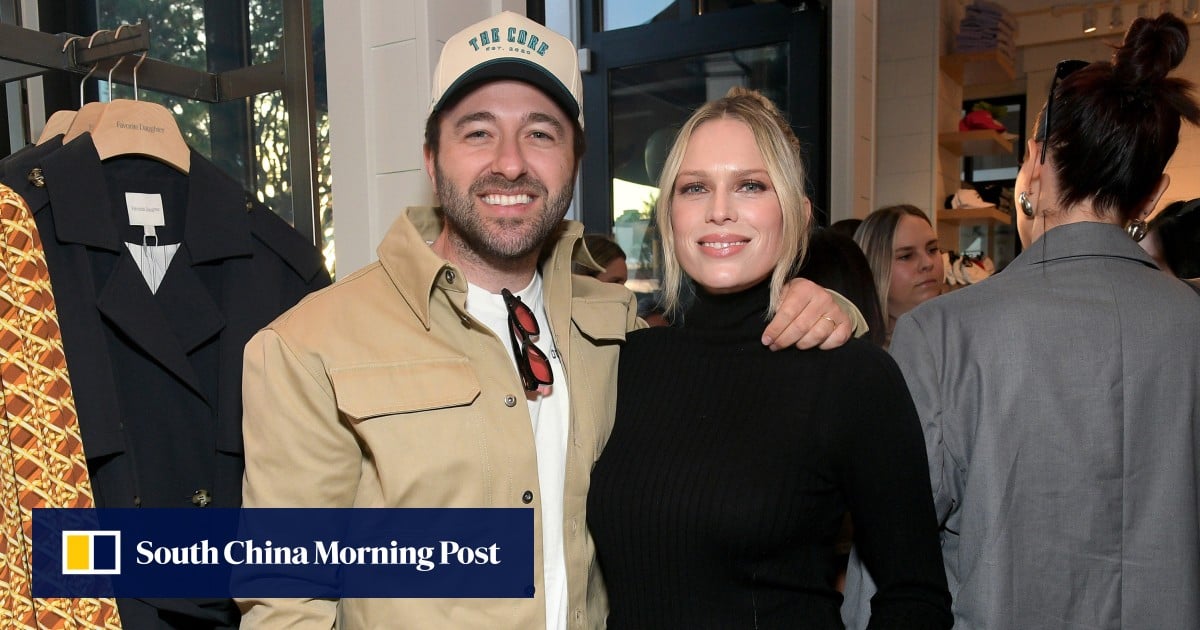 Meet Simon Tikhman, husband of Nobody Wants This creator Erin ...