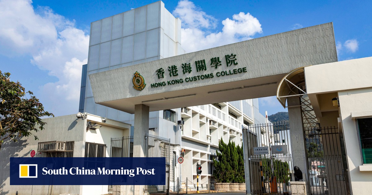 香港警方调查投掷混凝土块导致海关人员受伤事件