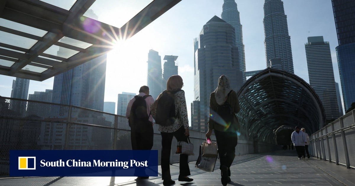 马来西亚安瓦尔削减补贴,因为许多“超级富豪”刚刚入不敷出 马来西亚安瓦尔削减补贴,因为许多“超级富豪”刚刚入不敷出