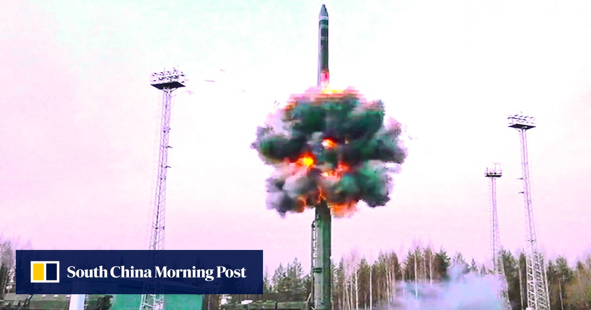 ロシア、核攻撃に対する「大規模な」対応をシミュレートするためにミサイルを発射
