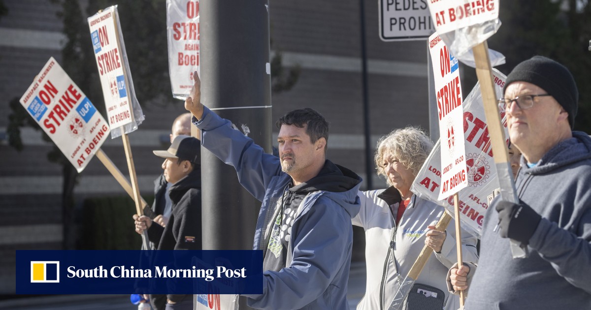 Boeing to cut nearly 2,200 jobs at historic sites in Washington state