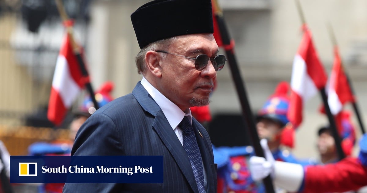 安瓦尔·易卜拉欣执政两年:马来西亚经济繁荣但改革承诺落空 安瓦尔·易卜拉欣执政两年:马来西亚经济繁荣但改革承诺落空