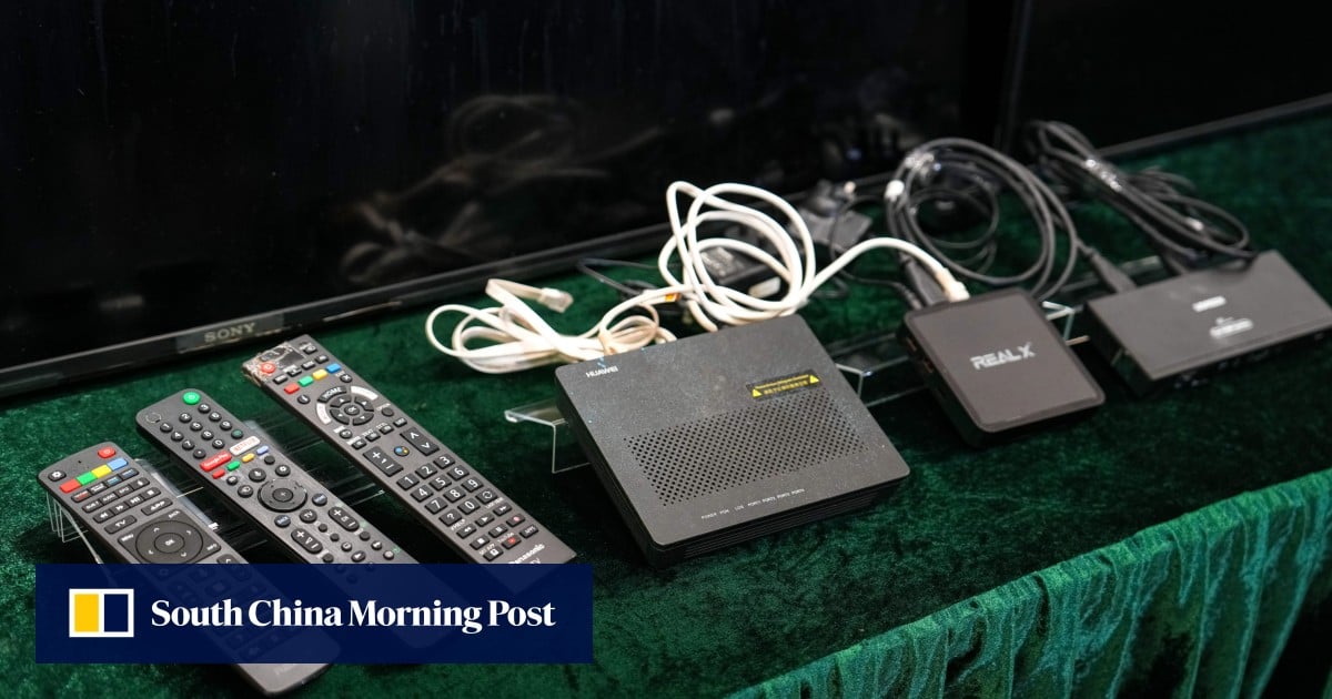 Hong Kong Customs Arrests Men for Illegal Football Streaming