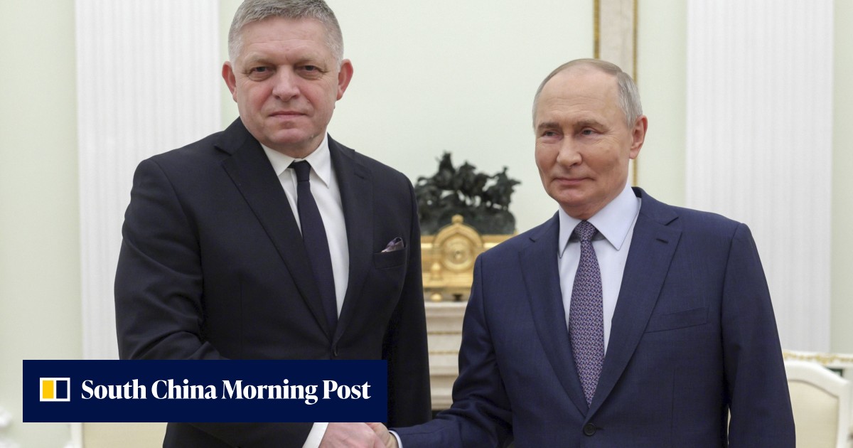 ロシアのプーチン大統領、EU指導者としては異例のモスクワ訪問でスロバキアのフィコ首相と会談