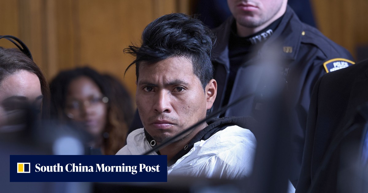 Man accused of burning New York woman to death fanned flames with shirt ...